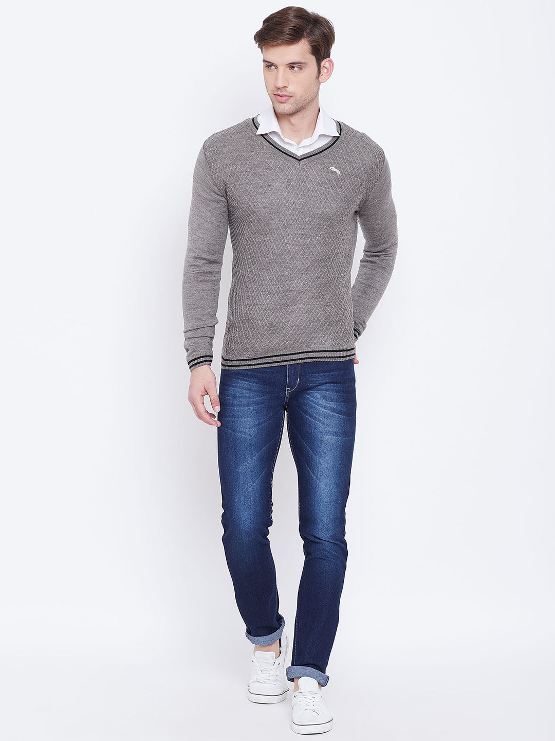 T shirt outlet type sweater